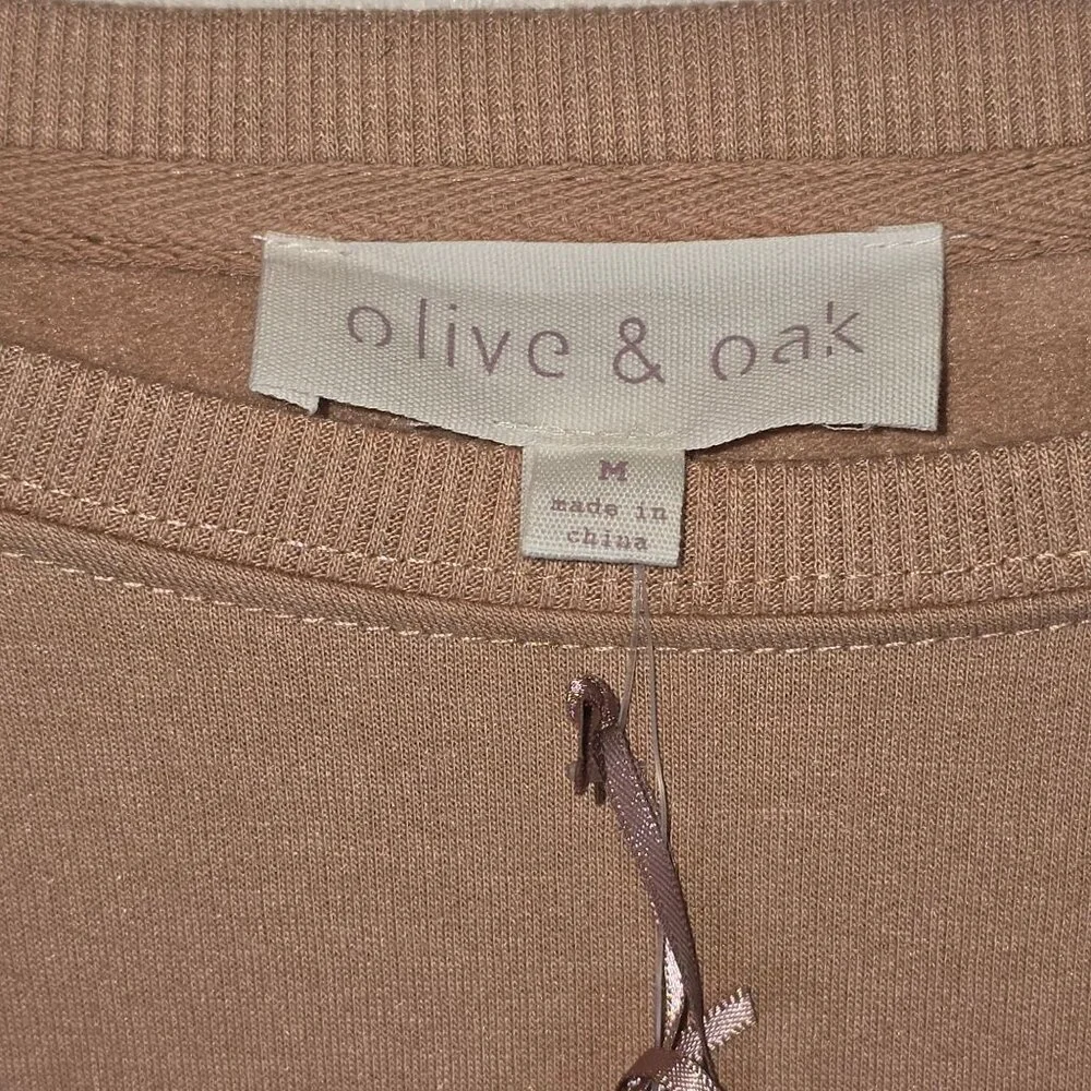 Olive & Oak Nude Pinky Beige Rose Butterfly Embroidered Crop Sweatshirt M, NWT - Picture 3 of 7